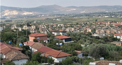 Pëllumb Gorica: Kronikë e një dite vjeshte në Kuçovë